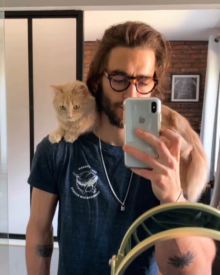 NICOLAS SIMOESのインスタグラム：「How I can resume the day in a 20 seconds video 😻」