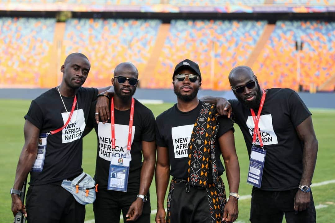 のインスタグラム：「Squad!! African Cup Of Nations Final Prep. Closing ceremony due to be a madness! ODG team ready! THIS FRIDAY!! Ghana repping at the finals haha! 🇬🇭.. fam..anything is possible..keep grinding! 💪🏿 #NewAfricaNation 📸: @caf_online」