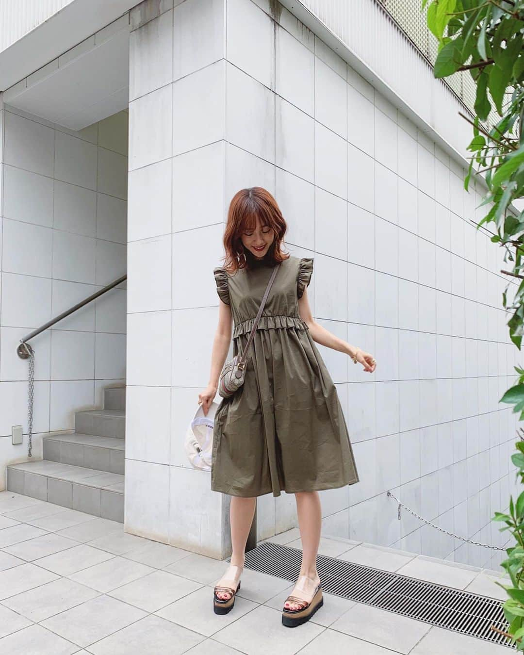 前田希美（まえのん）さんのインスタグラム写真 - (前田希美（まえのん）Instagram)「#のんの私服  先日のコーデ。 こだわりがいっぱい詰まった ワンピース☺︎ サラッと1枚で着れるので 夏にはぴったり♥ ブラックもカーキも どちらも使いやすいです。 ￥6,990 ☺︎ #code #私服 #ootd #onepiece  #skirt #nwith #エヌウィズ  #fashion」7月17日 20時14分 - maeda_nozomi