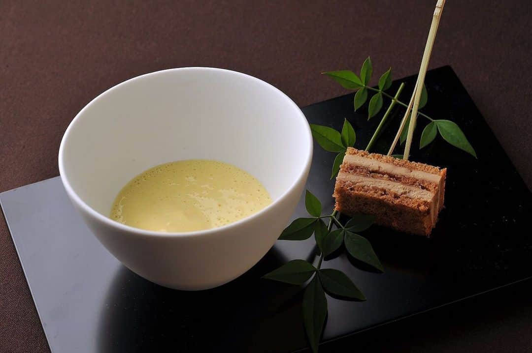 fortythree (フォーティースリー) のグルメインスタ