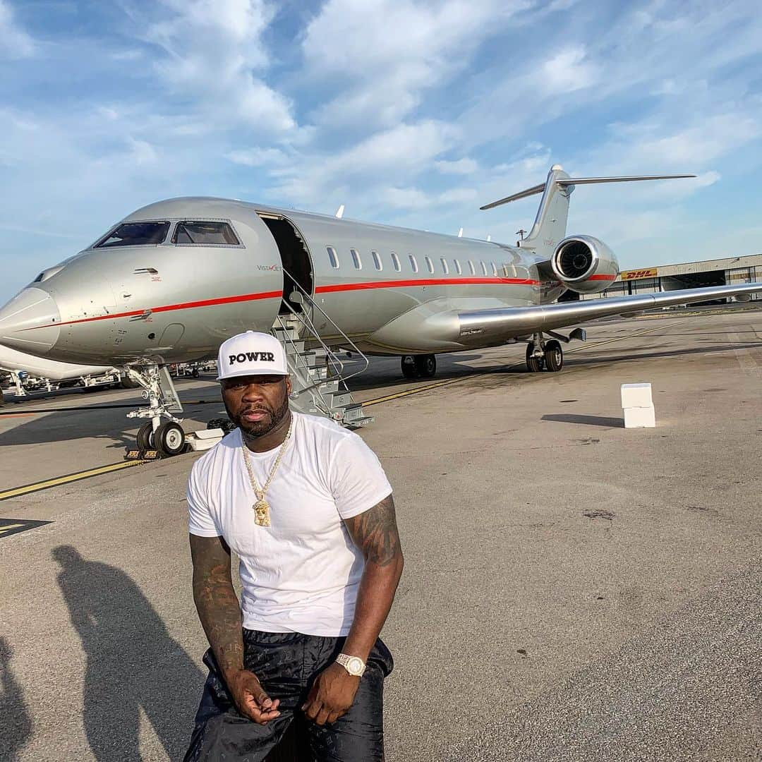 50セントさんのインスタグラム写真 - (50セントInstagram)「On the move again POWER Seasons 6 you know the Vibes. #lecheminduroi #bransoncognac」7月17日 20時25分 - 50cent