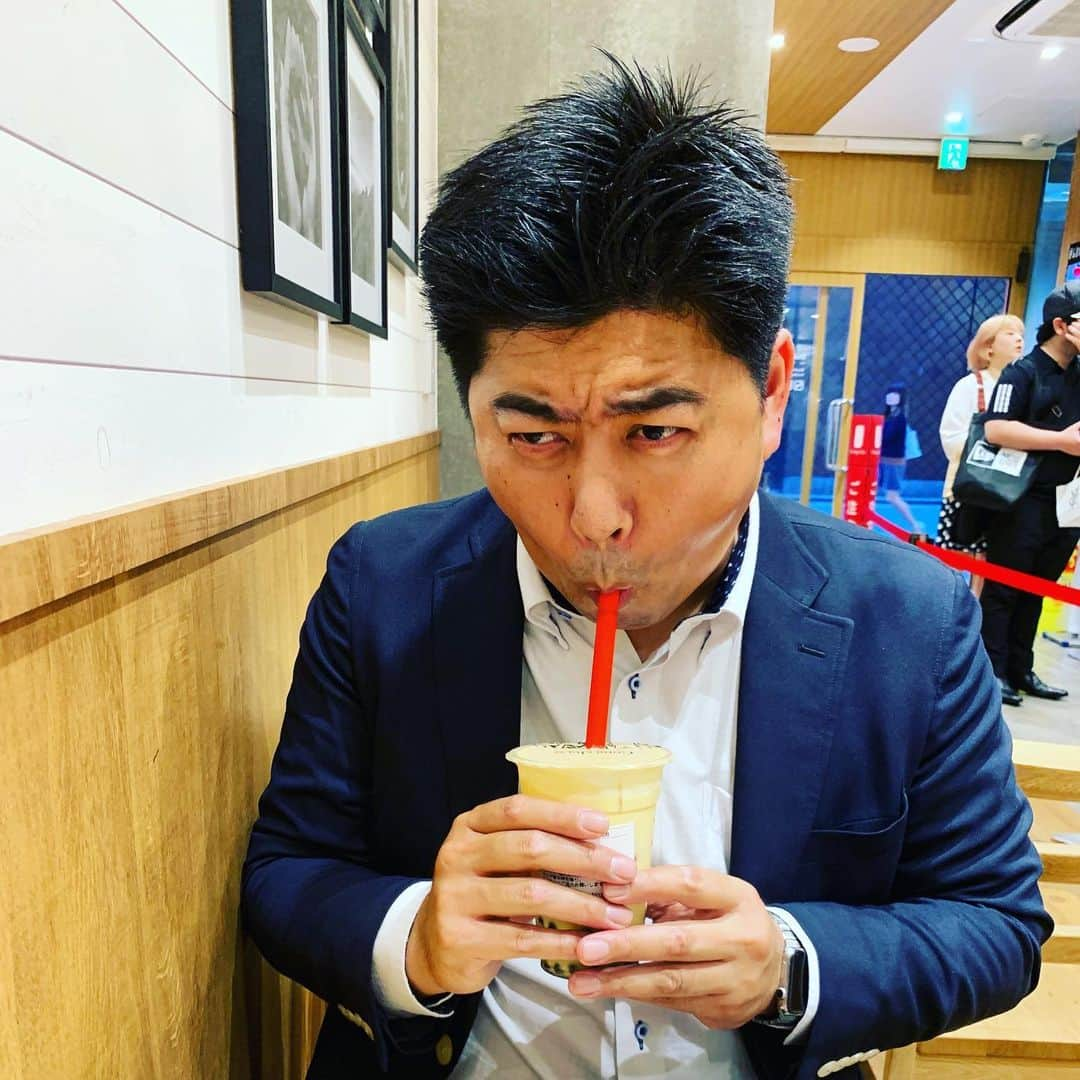 株式会社ダイワさんのインスタグラム写真 - (株式会社ダイワInstagram)「今日は、#ビケメンスタイル 特別編！ 放送終了後に、折川さんとタピってきました！ 今日の放送の写真は後日ー #タピオカ #タピ活 #タピ男」7月17日 20時41分 - daiwa_ashiba