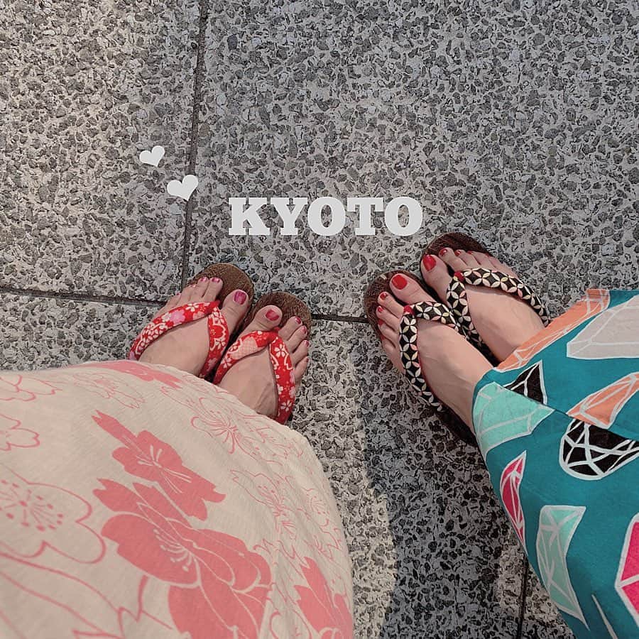 のインスタグラム：「・ ・ 京都へ⛩ ・ お姉ちゃんと浴衣を着てぶらり🐾 ・ ・ 『神幸祭 神輿渡御 』 #京都 #kyoto  #祇園祭 #祇園四条 #浴衣 #浴衣レンタル」