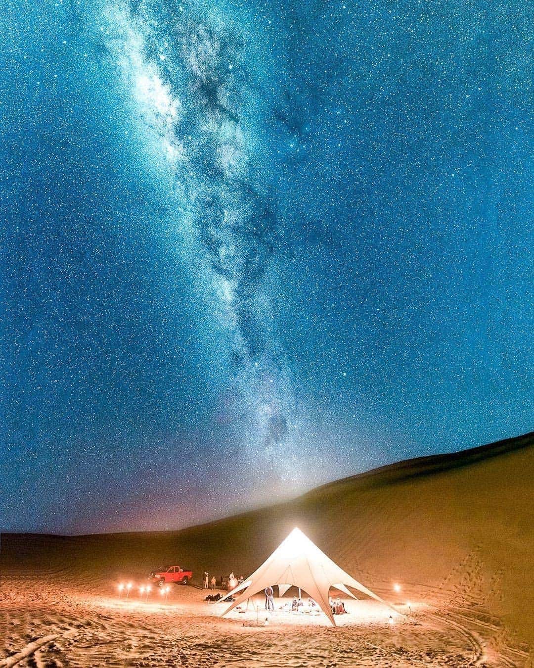 BEAUTIFUL DESTINATIONSさんのインスタグラム写真 - (BEAUTIFUL DESTINATIONSInstagram)「We give this meal one million stars ✨"As the day in the desert came to a close we sat under the stars. Such an incredible place." (📷: @alex_stead 📍: #Peru)」7月17日 21時07分 - beautifuldestinations