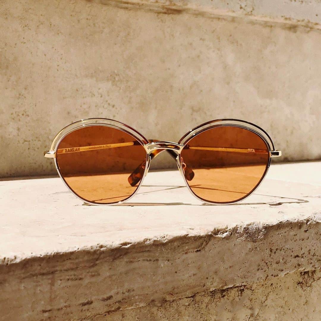 Meganさんのインスタグラム写真 - (MeganInstagram)「A tangerine dream! Zanzan TITA sunglasses ☀️ Handmade in Italy available from zanzan.co.uk  #サングラス #선글라스 #lunettes #occhiali #sunglasses #eyewear #handmadeinitaly #slowfashion #buybetterbuyless #zanzaneyewear」7月17日 21時03分 - zanzan_domus