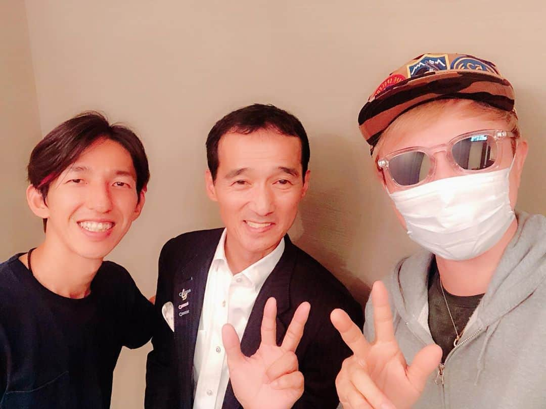 ラファエルさんのインスタグラム写真 - (ラファエルInstagram)「ドンキの大原社長と岡部さん😄  岡部さんにありえないドッキリされました😂 お楽しみに〜  #ドンキホーテ  #岡部 さん #ラファエル  #今からジム行くよ #ドッキリ」7月17日 21時06分 - raphaelangel8183