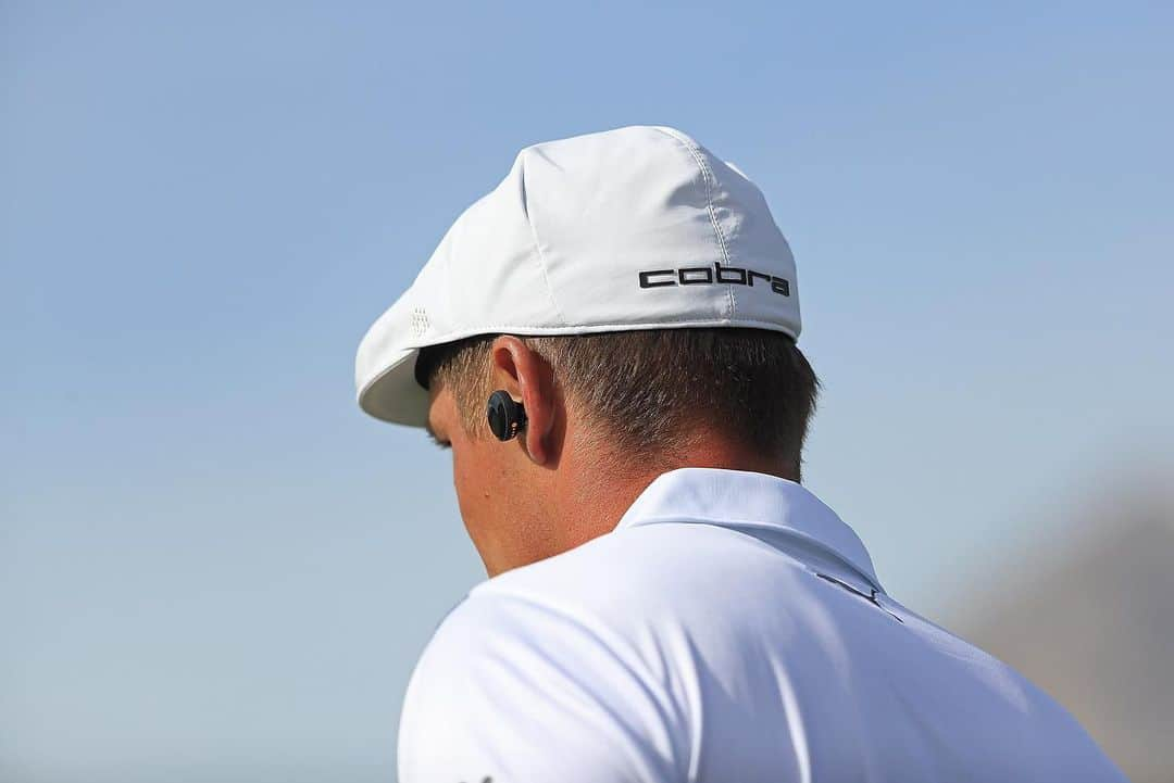 ブライソン・デチャムボーさんのインスタグラム写真 - (ブライソン・デチャムボーInstagram)「Stay in the moment. @bose #soundsport free #theopenchampionship @theopen」7月17日 21時31分 - brysondechambeau