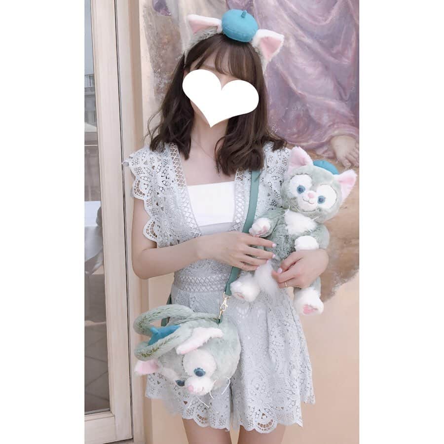 おまみさんのインスタグラム写真 - (おまみInstagram)「＊﻿ today's gelatoni code 。！﻿ ﻿ ﻿ DMでたくさん質問いただいので 。。﻿ ﻿ ジェラトーニコーデで着てたお洋服は@snidel_official です 。♡﻿ ﻿ 意外にマッチしてくれてジェラトーニだ！ってキャストさんも言ってくれました 。！笑﻿ ﻿ ﻿ #disney #disneysea #code #coordinate #fashion #snidel #disneyresort #gelatoni #gelatonicode #rompers #disneycode #disneycoordinate #コーデ #コーデ記録 #ファッション #ファッションコーデ #コーディネート #ディズニー #ディズニーシー #ディズニーコーデ #ジェラトーニコーデ #ジェラトーニ #ダッフィーフレンズ #スナイデル #ロンパース #ジェラトーニバウンド #daffyfriends #ディズニーグッズ #ディズニーリゾート #tokyodisney」7月17日 22時28分 - 0mm157