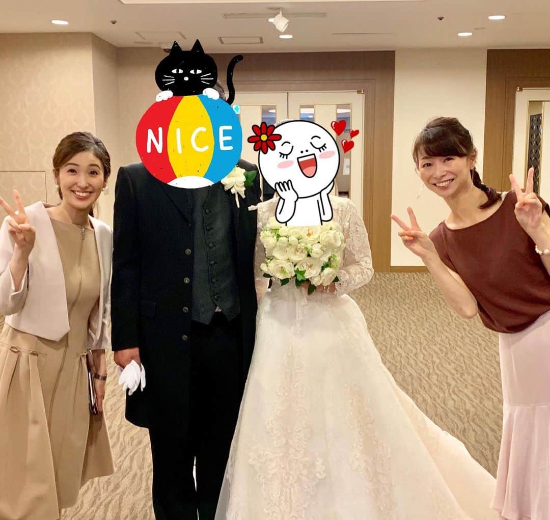 のインスタグラム：「ホテルで会食中に 沙耶香ちゃんにばったり❣️ あれ？ 新婦も知り合いでびっくり❣️ あれ？ お花の田川先生にも会えた時は大笑い❣️ びっくり尽くし‼️ 新婦さん綺麗でした❤️ 広島狭い。幸せなばったり多い。 #ばったり#びっくり#偶然の再会」