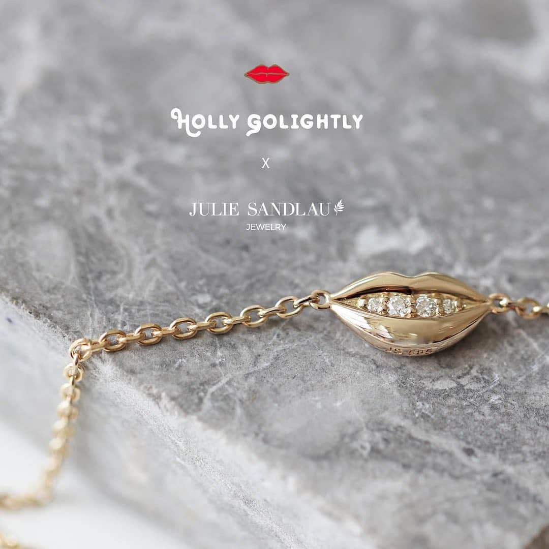 ジュリーサンドラゥさんのインスタグラム写真 - (ジュリーサンドラゥInstagram)「Holly Golightly X Julie Sandlau.  An edgy collaboration with signature lips from Holly Golightly and nostalgic iloveyou jewelry. @hollygolightlydk . . . #juliesandlau #juliesandlaujewelry #hollygolightly #bracelet #lips #diamonds #14karatgold #gold #teeth #jewelry #jewellery #style」7月17日 23時02分 - juliesandlau