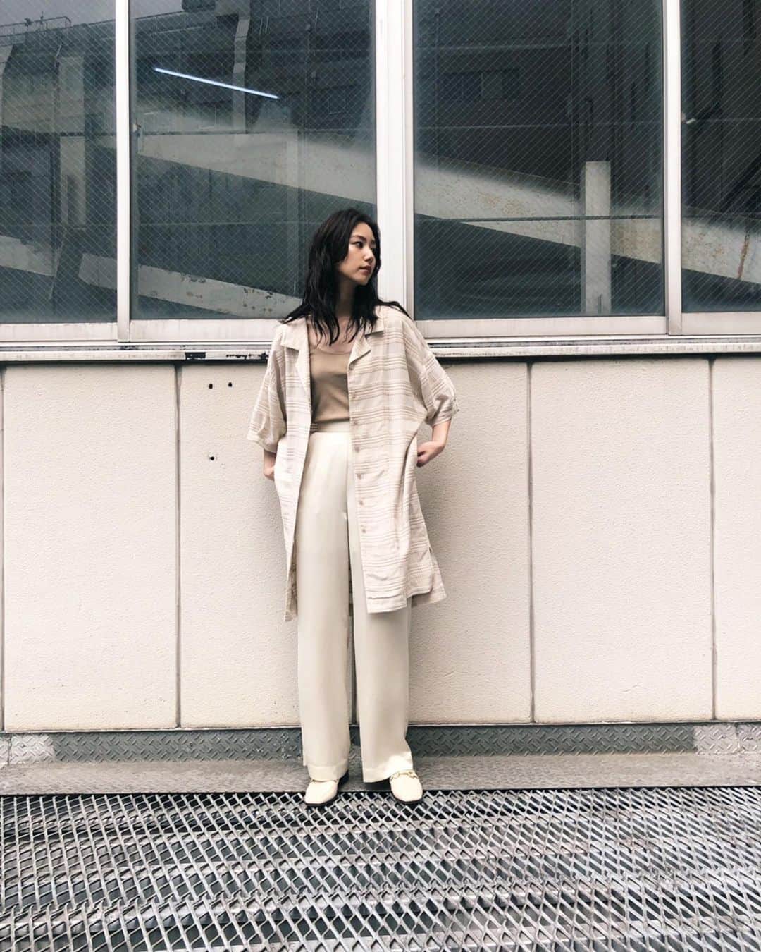 Shiho Sasakiのインスタグラム：「insta liveご視聴ありがとうございました👏 A/W仕様のヘアメイクの写真もこれから徐々にUPしていきますね🍁 今日着用していたコーディネートは、ストーリーに詳細載せました✨ #MOUSSY#MOUSSYSNAP#19aw」
