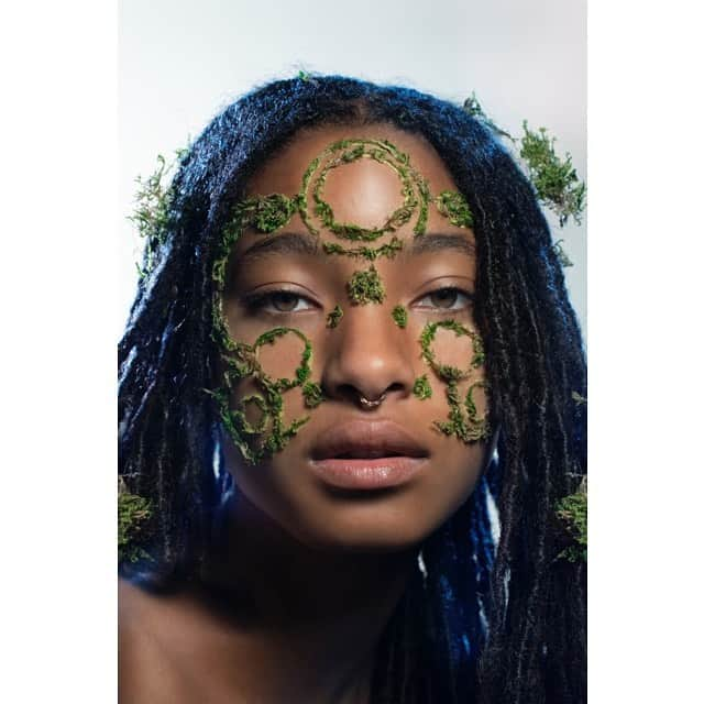 ウィロー・スミスさんのインスタグラム写真 - (ウィロー・スミスInstagram)「#WILLOWTHEALBUM <🌍🕉✨>」7月17日 23時13分 - willowsmith