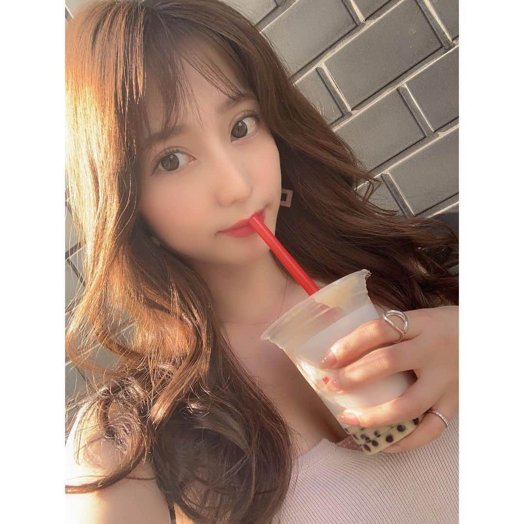 堀尾実咲のインスタグラム：「今日は久しぶりにお天気良くって嬉しかった🐰☀️ 暑かったから飲み物たくさん飲んだよ🤤🥤」