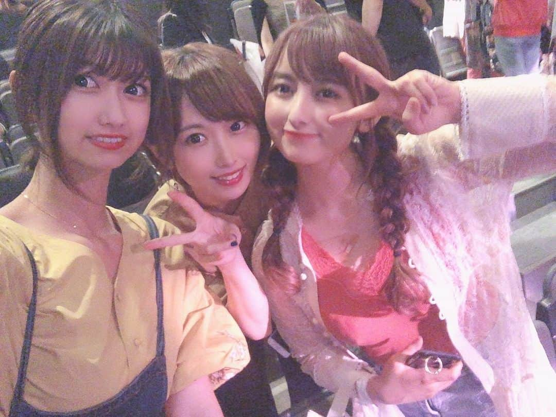 島田玲奈さんのインスタグラム写真 - (島田玲奈Instagram)「. あかねと一緒に、ケイラの舞台を観に行ってきたよ🥰 . 出会った頃は小学生だったケイラが大人になったなぁ〜…って、しみじみ感じながら😢❤️ . 面白かったので、皆さんぜひ(*´-`) いっぱい写真載せちゃった🌻」7月17日 23時44分 - smd_rn321