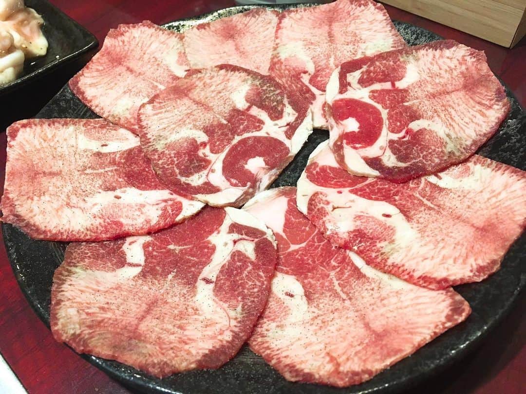 藤村晃輝さんのインスタグラム写真 - (藤村晃輝Instagram)「いつぞやの焼き肉「夢」。落ち着いた空間で良かったなあ〜😊 #焼肉 #夢 @yakiniku_yume  #タンパク質補給  #隣のカレー屋さんも人気らしい #meat #curry」7月17日 23時53分 - fujimura_koki_tos