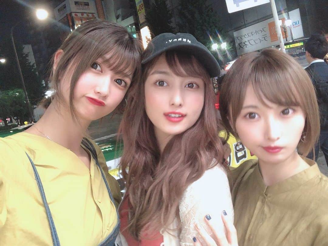 瀧山あかねさんのインスタグラム写真 - (瀧山あかねInstagram)「✨プライベート投稿です✨  今日は玲奈とケイラの舞台を観に行ってきました。  出会った時は小学生のケイラがあんな立派にお芝居してるのをみて、玲奈と完全に親の気持ちでした🥺  ケイラよく頑張りました🥺尊敬！  まだ明日からも続くみたいです！頑張って！🥰」7月17日 23時55分 - takiyama_akane