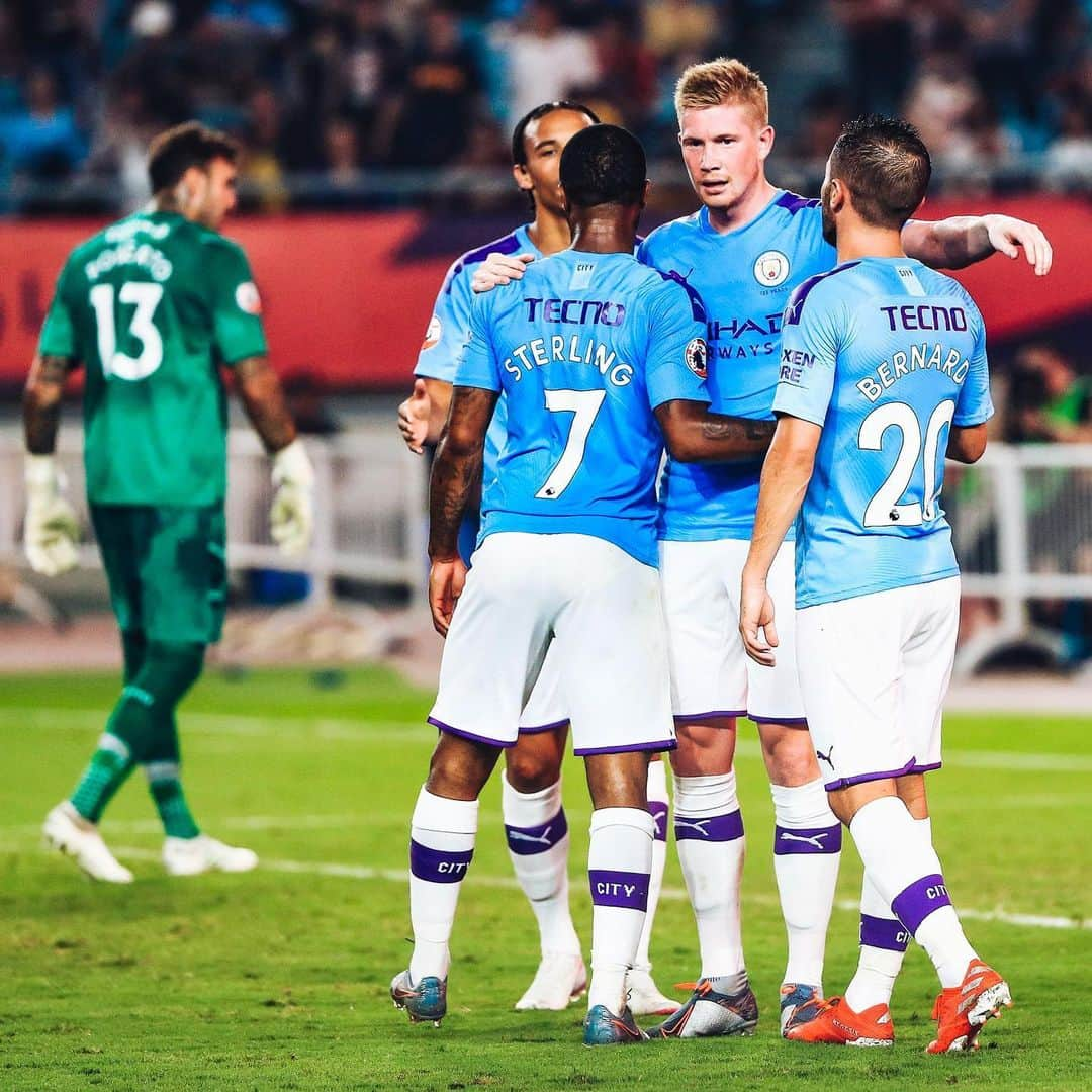 マンチェスター・シティFCさんのインスタグラム写真 - (マンチェスター・シティFCInstagram)「How good is it seeing these guys back together again?! 😍 #mancity」7月18日 0時11分 - mancity