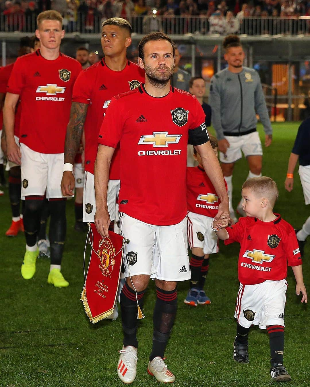 マンチェスター・ユナイテッドさんのインスタグラム写真 - (マンチェスター・ユナイテッドInstagram)「A winning start in our new home threads 👕🔴 #MUFC #MUTOUR」7月18日 0時14分 - manchesterunited