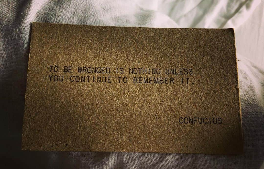 アナリン・マッコードさんのインスタグラム写真 - (アナリン・マッコードInstagram)「This is the kind of closure I’m bringing into my 32nd year. We‘re taught to hold on to our pain. We‘re taught to “never forget”. We are taught these things with the belief that if we keep track of what’s happened we can’t get hurt again.  Well, first the fuck of all, that is some bulllllshit.com. One thing I can promise you, you WILL get hurt again. The point that NO ONE bothers to teach us (or to help us see) is how much stronger we are that ‘next time’ we get hurt. What society does not like to teach is that when someone hurts us it‘s a lot less about us and a lot more about them. The problem with believing that “being wronged is nothing” only comes when we need external validation of our pain. — if I need you to say to me, “That is so horrible, what you went through! you poor thing,” then I MUST remember all the times I’ve been  wronged and therefore being wrong IS something. To me. It’s something that allows me to get sympathy. Sympathy which is VERY DIFFERENT than support. Support we must have to heal and move forward. Sympathy can become addictive. I know. Trust me. I used to cut up my arms because I was so numb. I just wanted to feel something. Then, one day a guy I liked noticed my cuts. I tried to hide them but he grabbed my wrist. He freaked out and started pouring out all of this sympathy - I felt like I was being loved. I felt like someone finally cared. Did that make me stop harming. No. I started cutting more. I’d pull my sleeve up a bit so he might see it again. Because maybe he‘d love me again. It felt so good to have someone react with concern for me. I just wanted to feel it again. And again. Not his fault AT ALL, but his reaction was not support. And the way I perceived it made me want to keep hurting myself to feel his sympathy again and again. When we hold on to how we’ve “been wronged” we cut ourselves over and over just with someone else’s knife. But WE are the ones doing the cutting. I’m done hurting myself. I’m done remembering wrongs. Justice is important, but not at the expense of my healing.  The only validation that will ever truly validate you is your own. The only love that will save you is the love already inside you. i❤️u2 tho:)」7月18日 0時15分 - theannalynnemccord