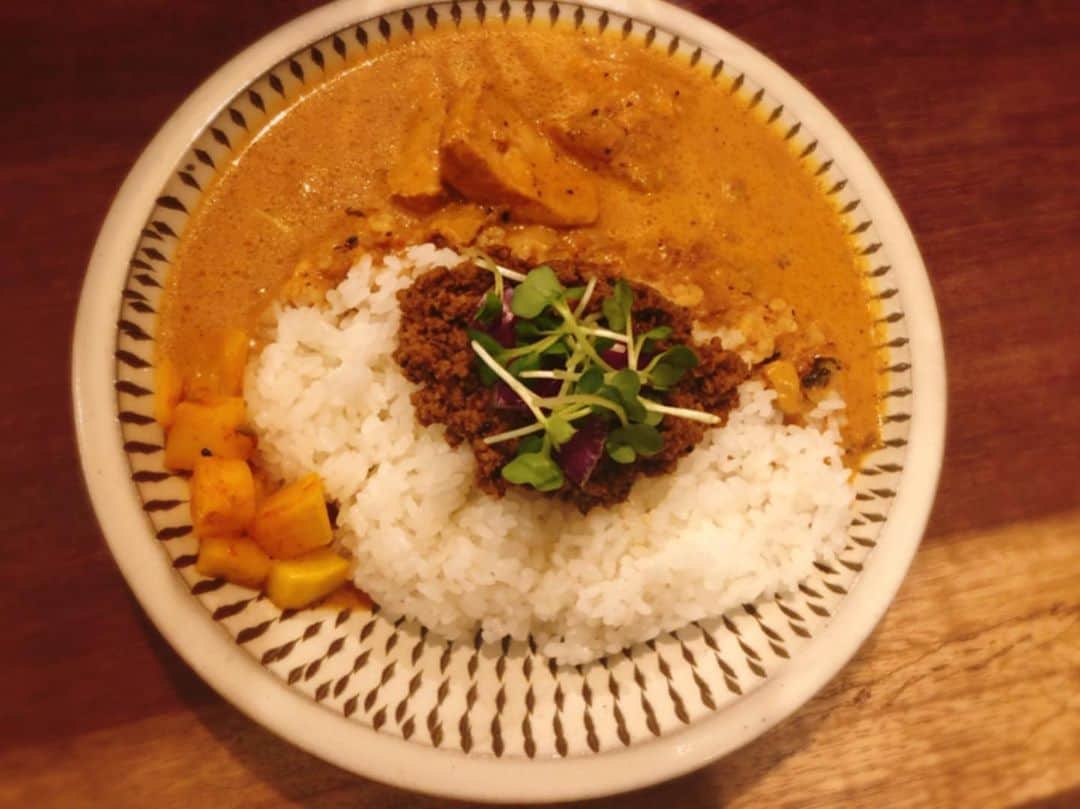 峰のりえのグルメインスタ