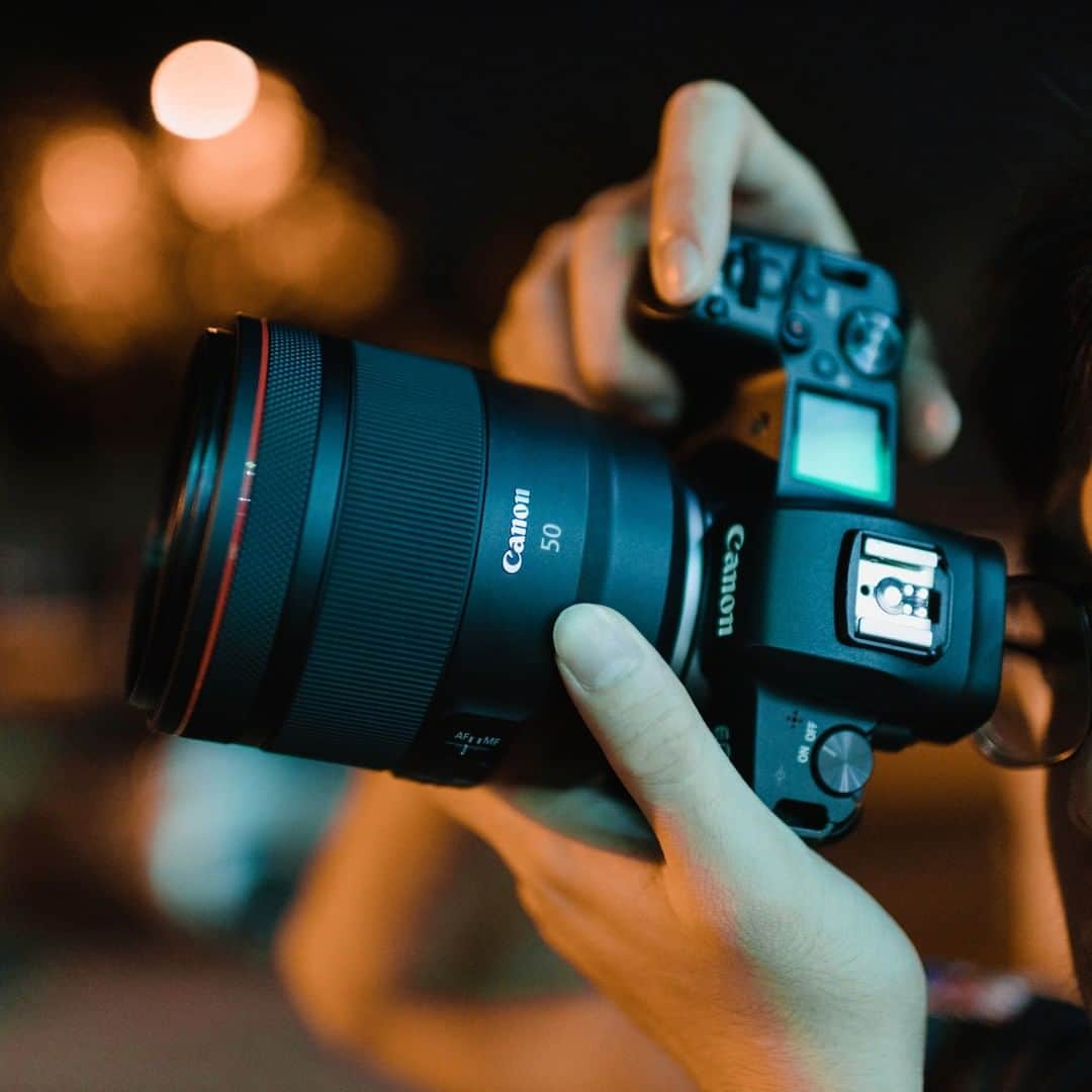 Canon UKさんのインスタグラム写真 - (Canon UKInstagram)「The RF 50mm F1.2L USM, the ultimate portrait lens 😍 by @samguw / @samguw_bts - Canon Malaysia EOS Youth Ambassador.」7月18日 0時53分 - canonuk