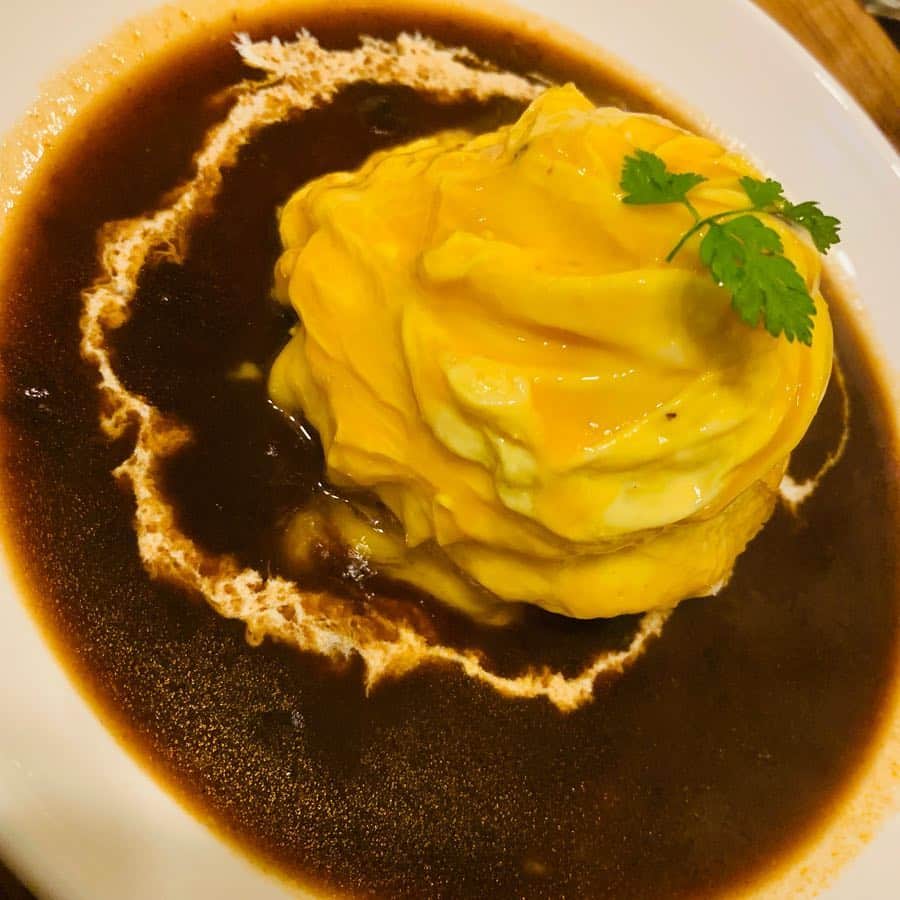 小林智絵のグルメインスタ