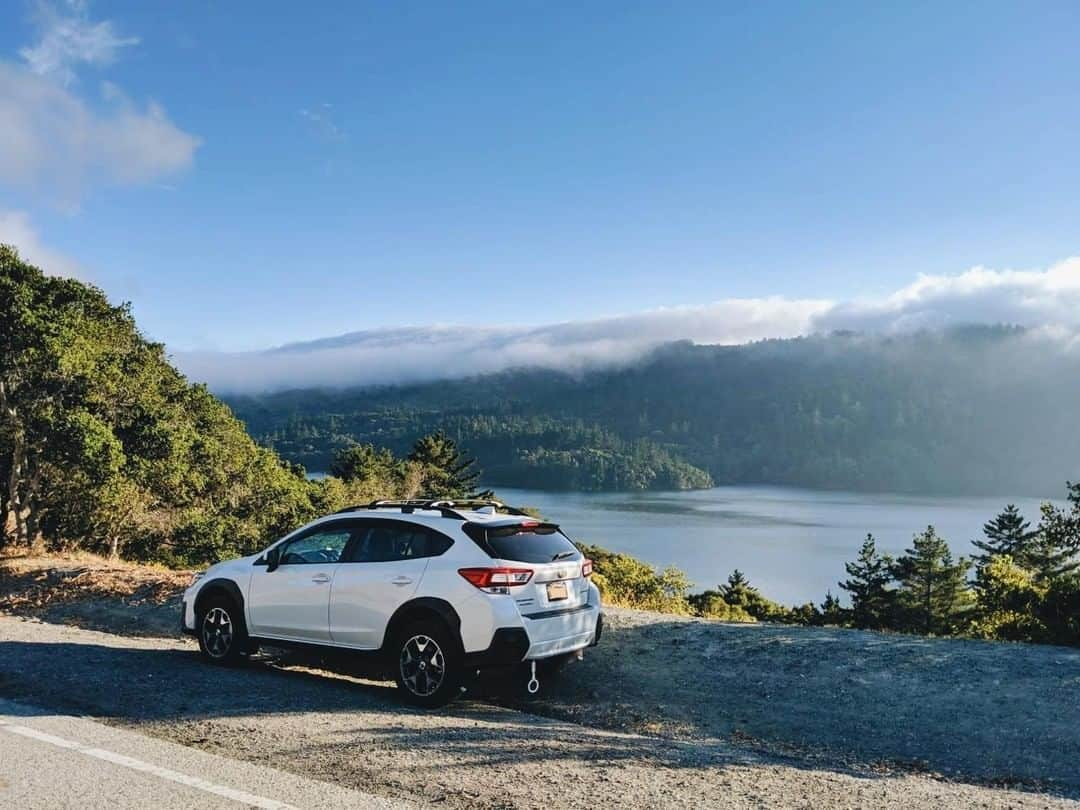 Subaru of Americaさんのインスタグラム写真 - (Subaru of AmericaInstagram)「Can't get enough of those mountain views... #HumpDay 🏔️ (📸: @Livsubi)」7月18日 1時01分 - subaru_usa