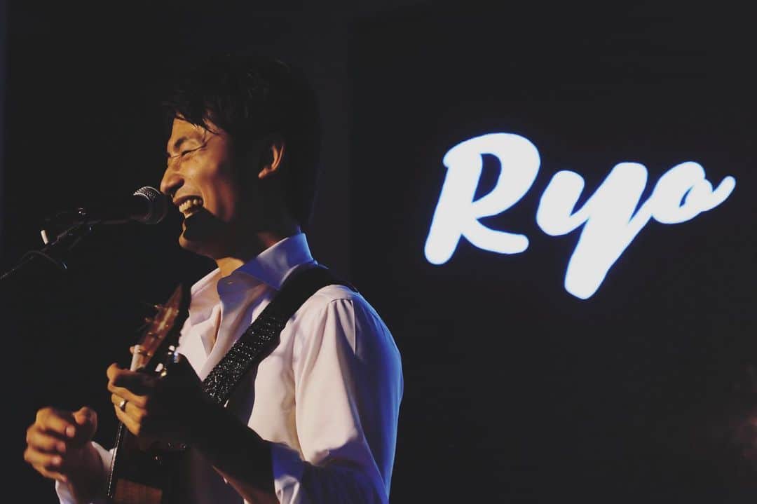 名渡山遼さんのインスタグラム写真 - (名渡山遼Instagram)「Ryo Natoyama Live Tour  2019 寧波公演🎶 ありがとう🐢」7月18日 1時23分 - ryo_natoyama