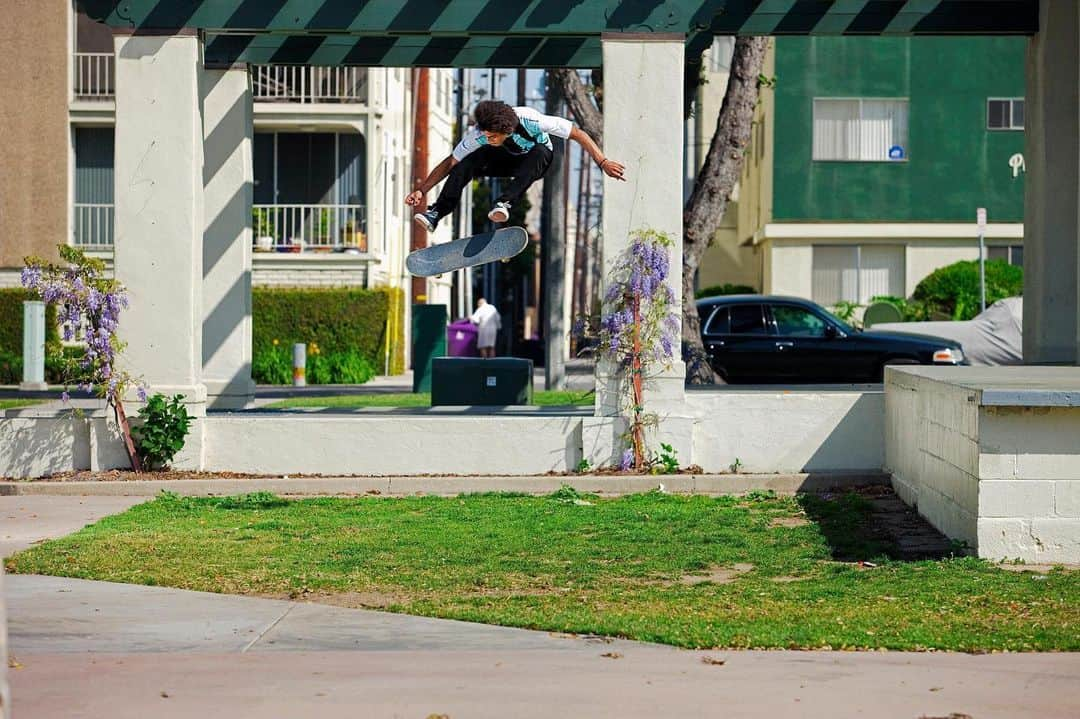 Vans Skateさんのインスタグラム写真 - (Vans SkateInstagram)「🎂 Happy Birthday to the Pfan Man himself, @ChrisPfanner 🎂! Hope you’re living it up today and every day Chris 🍻! 📷: @AAcostaa.」7月18日 2時26分 - vansskate