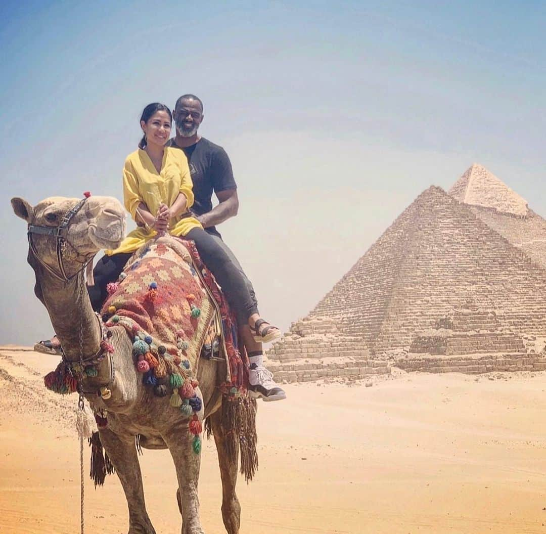 ブライアン・マックナイトさんのインスタグラム写真 - (ブライアン・マックナイトInstagram)「Dream come true baby  The camel ride was pretty good too ❤️❤️ #mrandmrsmcknightworldtour19 #iloveourlife #brianized #whitebeardmovement」7月18日 2時28分 - brianmcknight23