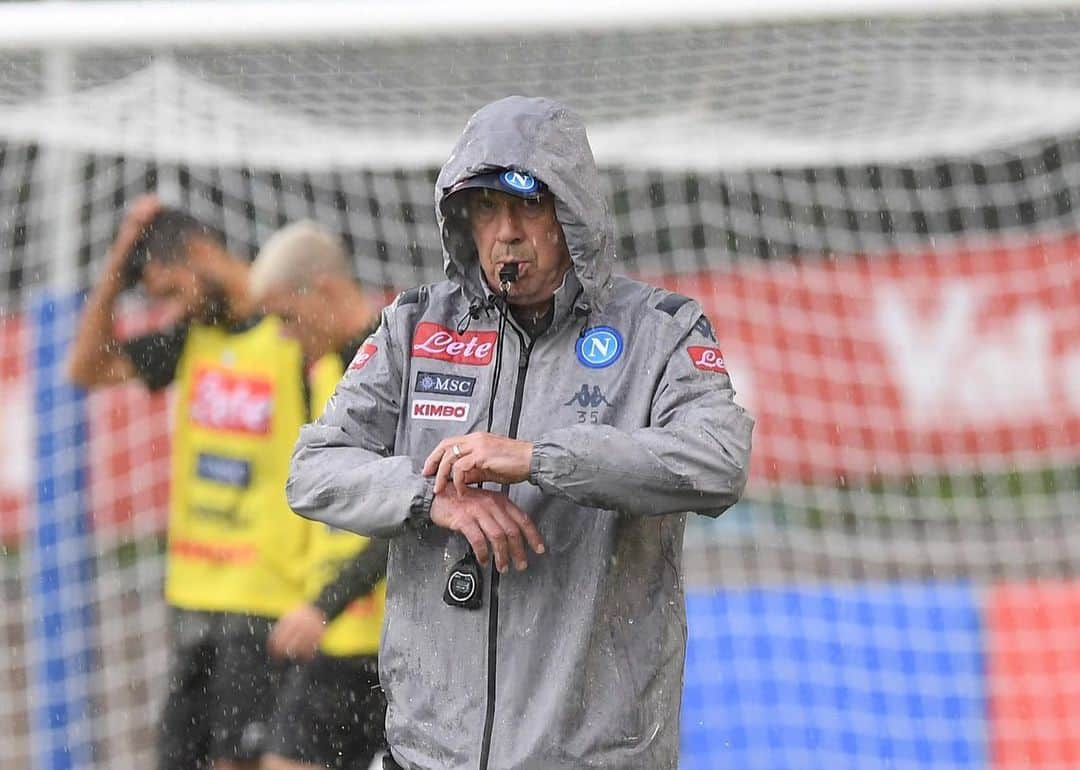 SSCナポリさんのインスタグラム写真 - (SSCナポリInstagram)「⛈ #Dimaro19 💙 #ForzaNapoliSempre」7月18日 2時30分 - officialsscnapoli