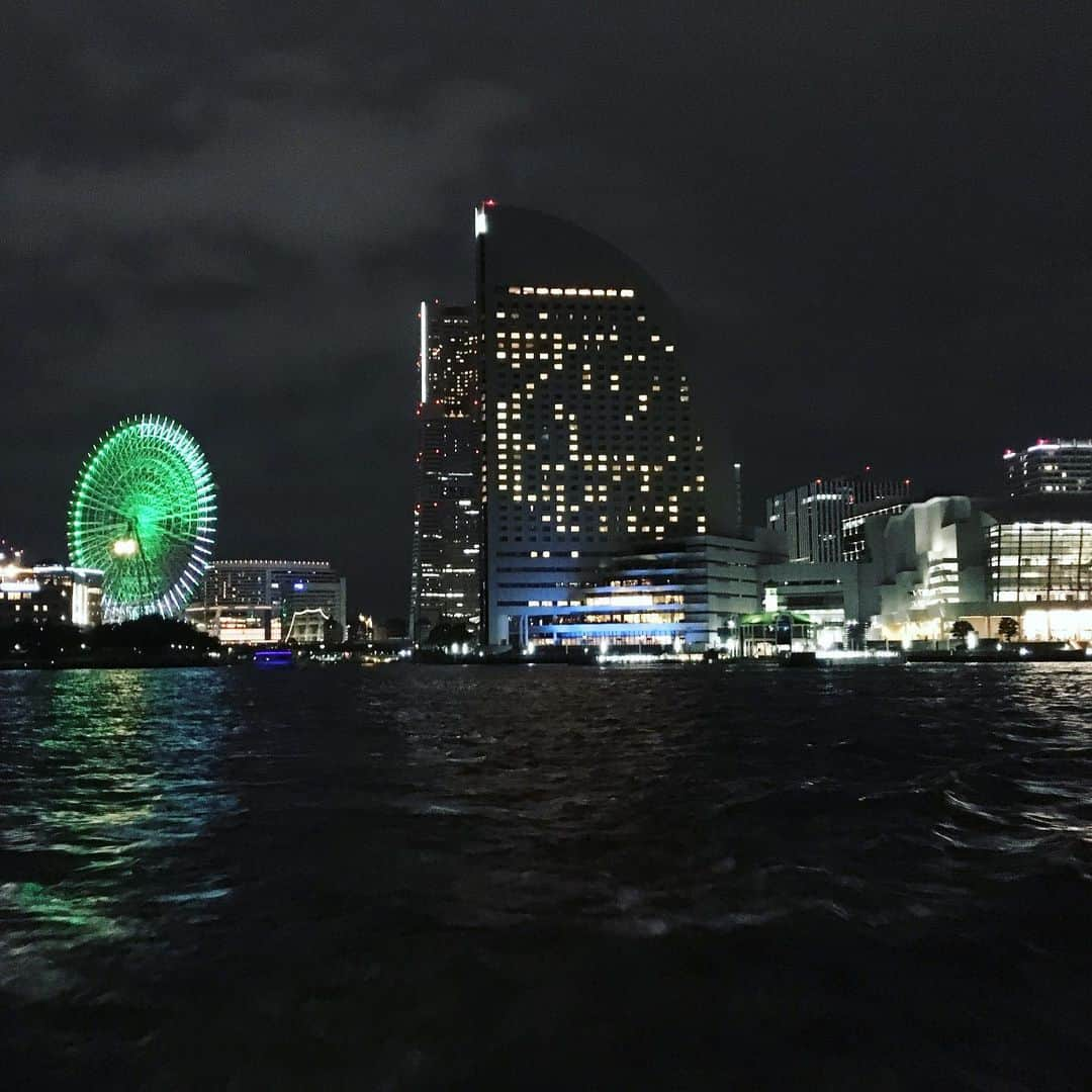 ブライオニー・ペイジさんのインスタグラム写真 - (ブライオニー・ペイジInstagram)「Japan Camp 🇯🇵 Our final evening we were treated to a delicious Japanese meal on a beautiful boat overlooking the Yokohama Skyline 🌃 The food, the view and the company were all incredible and this was such a wonderful way to celebrate a successful trip in Japan!」7月18日 14時35分 - bryony_page