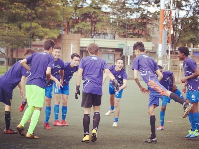 ラダメル・ファルカオさんのインスタグラム写真 - (ラダメル・ファルカオInstagram)「Muchas gracias @ludogiuly8 @tonton_stef11,  @shishaamin, Gaël Givet, Asociación Let’s Play,  @UEFA_Foundation y @asmonaco por el esfuerzo y el entusiasmo en este proyecto Play In Bogotá. Gracias por compartir el conocimiento que tienen ustedes de fútbol con nuestros entrenadores locales. A todos los entrenadores que están participando muchas gracias por el entusiasmo durante estos días y a todos los jóvenes que hacen parte de este proyecto sigan adelante con disciplina y alegría. 🏆⚽️⚽️ Thank you all @ludogiuly8,  @tonton_stef11,  @shishaamin, Gaël Givet, Asociación Let’s Play,  @UEFA_Foundation y @asMonaco. Thank you very much for all your effort, resources and eagerness in the project Play in Bogotá.  Thank you for share with colombian trainers all the knowledge and experience.」7月18日 5時34分 - falcao