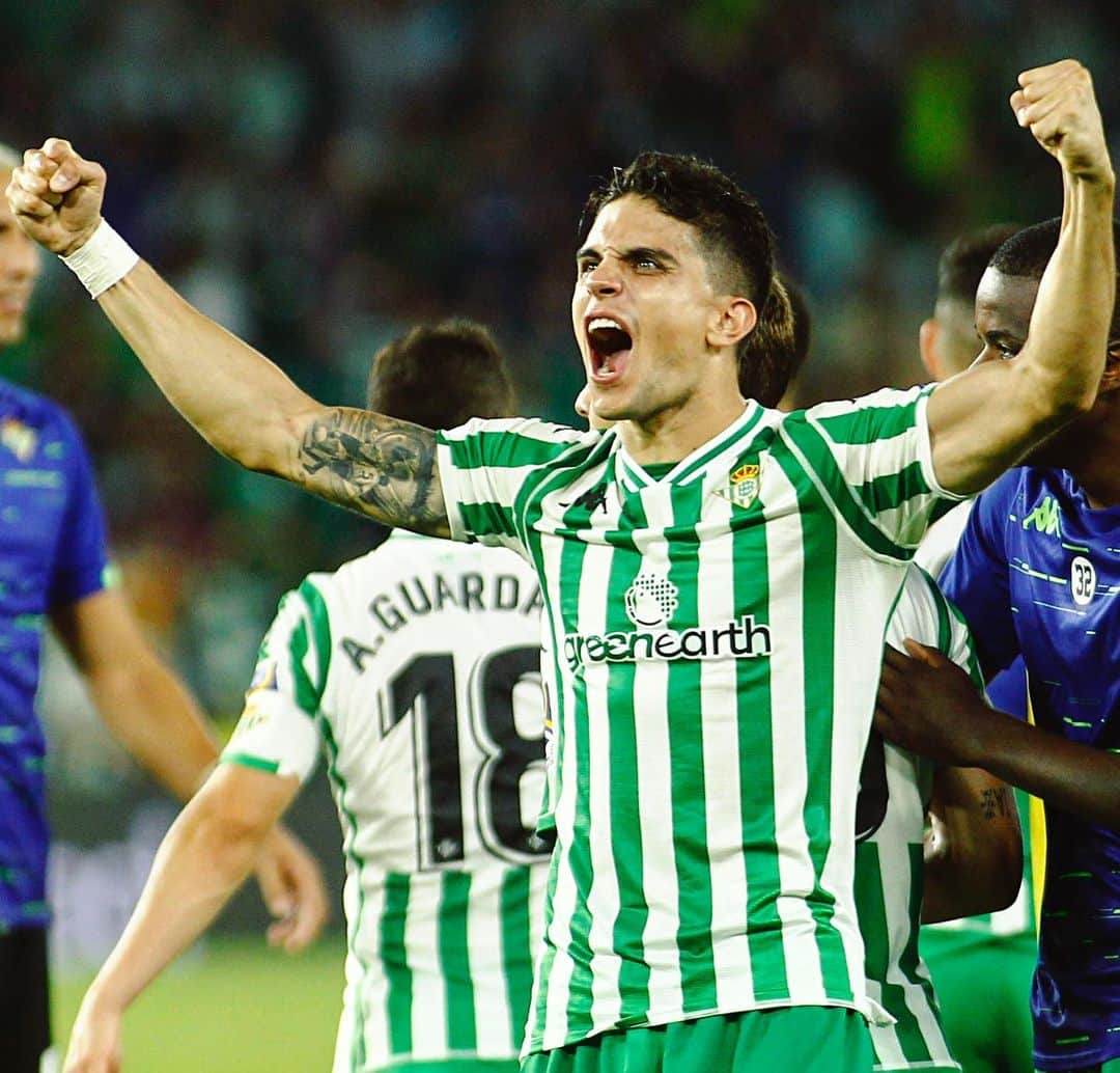 LFPさんのインスタグラム写真 - (LFPInstagram)「🗣😱💚 • #Bartra #Betis #LaLiga #LaLigaSantander #Strength」7月18日 5時48分 - laliga