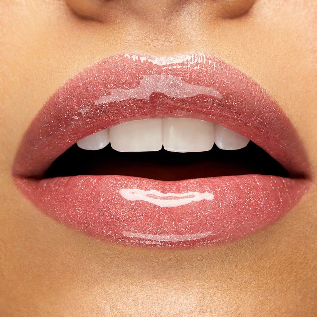 KIKO MILANOさんのインスタグラム写真 - (KIKO MILANOInstagram)「Make your lips feel wonderful & your smile shine with a touch of 3D Hydra Lipgloss 04 👄✨」7月18日 6時10分 - kikomilano