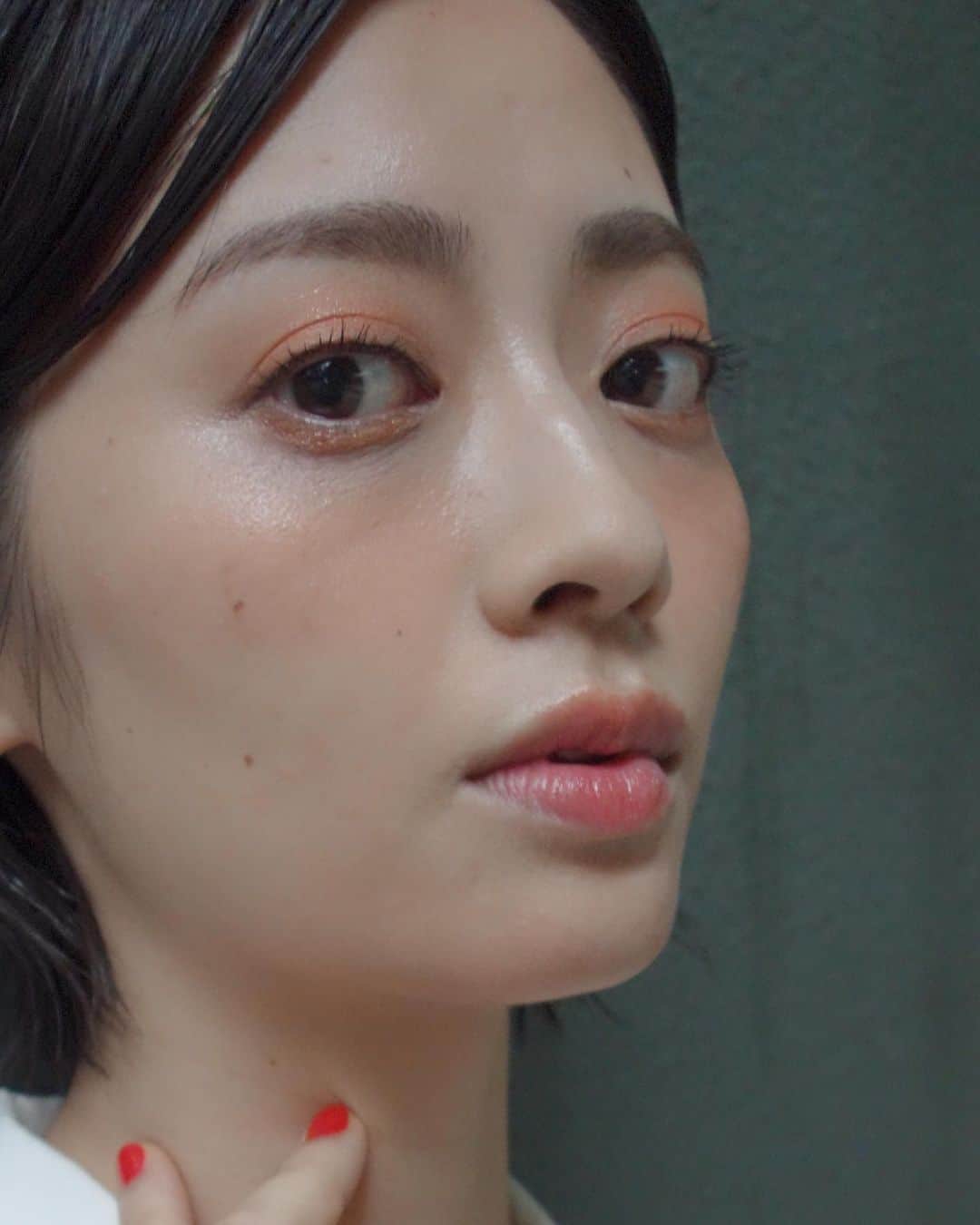 高畠麻奈さんのインスタグラム写真 高畠麻奈instagram 私の右側 Hiro N N Satomi Hairmake 作品撮り 撮影 写真 横顔 右側 ヘアメイク オレンジ ショートヘア モデル 女優 Actress Model Shorthair Hairmake Orange Shooting Photography