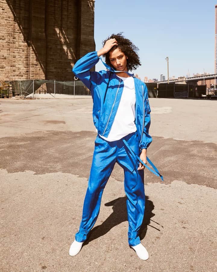 Saks Fifth Avenueのインスタグラム：「#SaksIRL: Take a tip from NYC DJ @aiden and embrace the elevated athleisure look with @helmutlang. Pictured: @aiden Jumpsuit: @helmutlang  Photographer: @braydyolson  Makeup: @makeupmark  Hair: @CharlesMcHair」