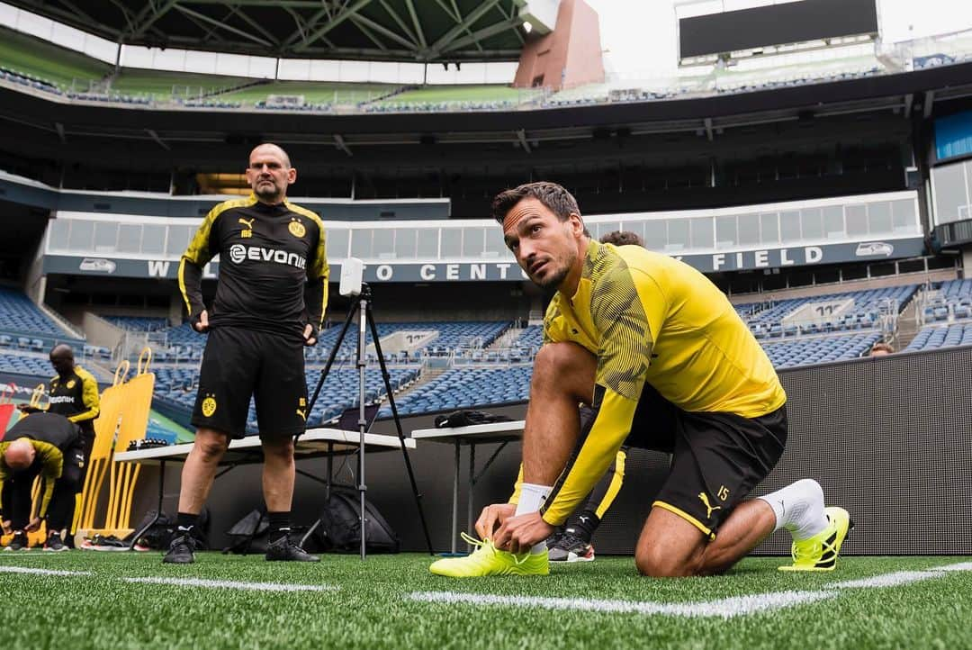 ボルシア・ドルトムントさんのインスタグラム写真 - (ボルシア・ドルトムントInstagram)「⚽️ @soundersfc ⁉️ We are coming ❗️ #matchday #sfcbvb #bvbusa #bvb #usa #borussiadortmund #seattlesounders」7月18日 6時24分 - bvb09