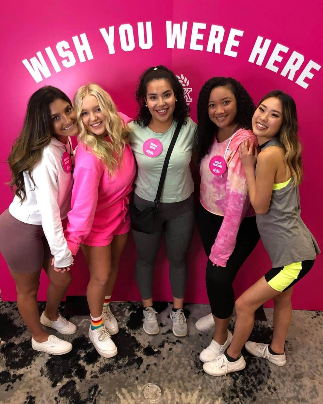 Victoria's Secret PINKさんのインスタグラム写真 - (Victoria's Secret PINKInstagram)「In the midst of motivational speeches, workshops, photo ops and more fun our #PINKReps are rocking looks we love! So many 🔥 outfits of the day from our #PINKReps at Campus Rep Certification. #PINKOOTD」7月18日 6時35分 - vspink