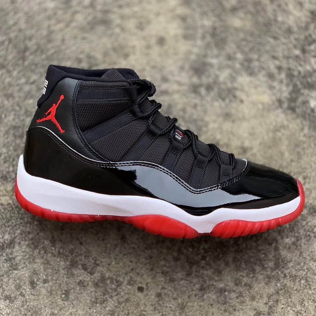 Sneakgalleryさんのインスタグラム写真 - (SneakgalleryInstagram)「2019 Air Jordan Retro 11 #Bred Will be releasing with the OG Box! December 14th, 2019 || 🔥🔥」7月18日 7時24分 - sneakgallery