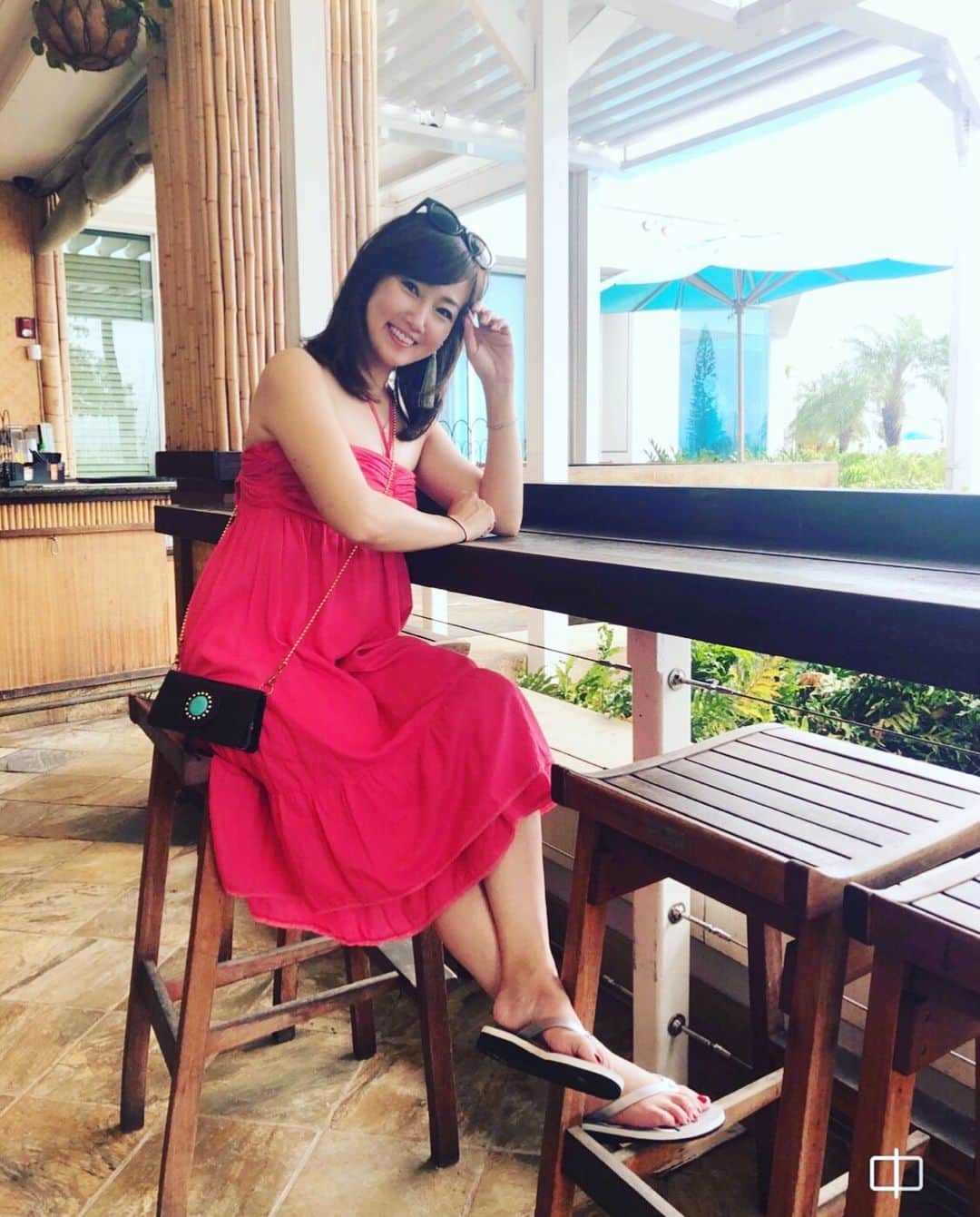 のインスタグラム：「おはようございます♥️ #ハワイの思い出 #ハワイ #ハワイ旅行 #hawaii  #オワフ島 #ワイキキ #ホノルル  #タビジョ #女子旅 #アラフォー #楽しすぎた #ママモデル #愛loveハワイ🌺」