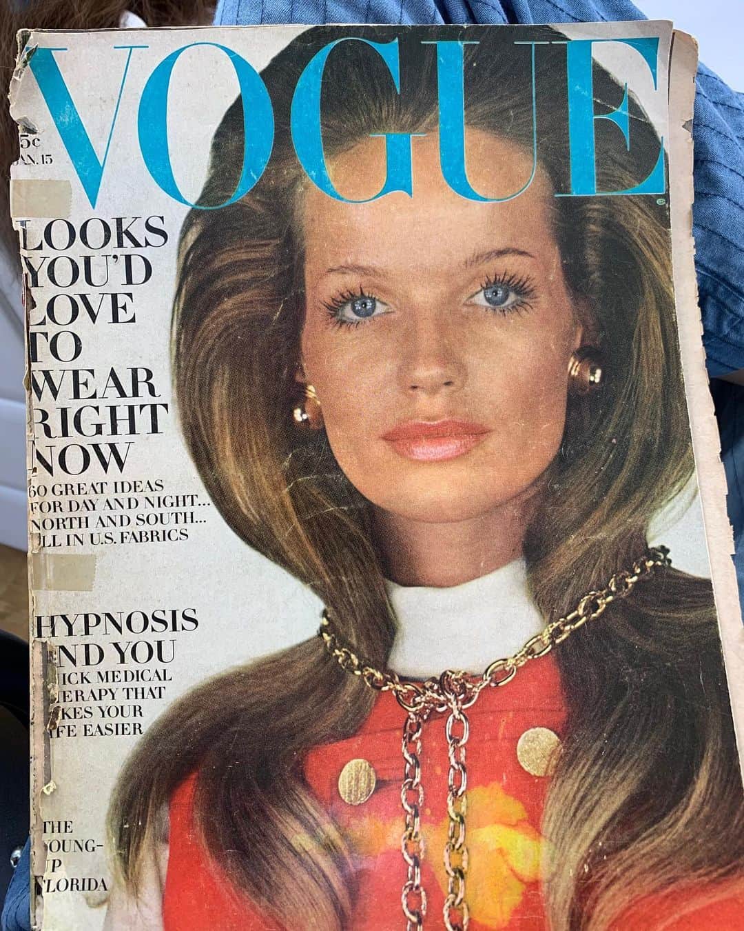 ミシェル・モナハンさんのインスタグラム写真 - (ミシェル・モナハンInstagram)「Just let me know when the Face App for 1969 Vogue Casual comes out. 😍 #wcw」7月18日 8時00分 - michellemonaghan