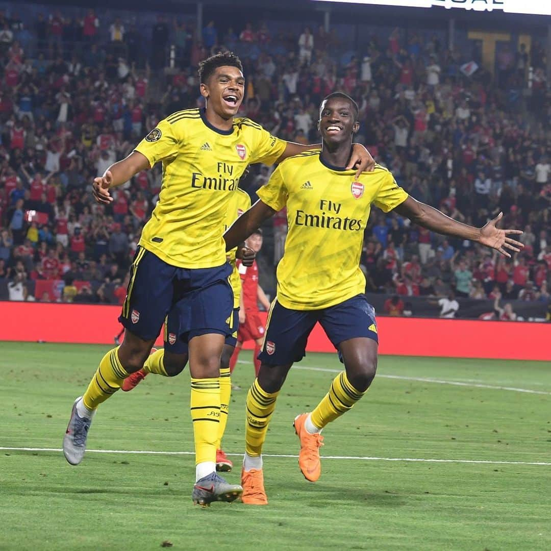 アーセナルFCさんのインスタグラム写真 - (アーセナルFCInstagram)「When you’ve just scored the winner against #FCBayern 🥳 #Nketiah #Arsenal #ArsenalinUSA #AFC #LosAngeles」7月18日 14時46分 - arsenal