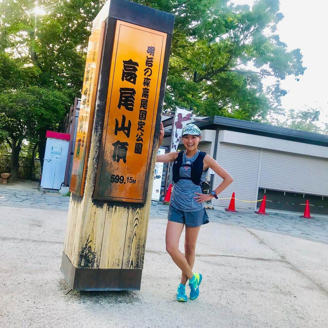 福島和可菜さんのインスタグラム写真 - (福島和可菜Instagram)「NHK  BSプレミアム 🏃ふらっとあの街  旅ラン10キロ🏃  観て下さった皆様、ありがとうございました🥰 今回は、〽️八王子～高尾山〽️ 高尾山は良く走りにも行っているので、馴染みの場所でしたが、八王子の街を走ったのは初めて🚩 温かい人や綺麗な景色にも出会え、街から山へとナチュラルに繋がっていく…🌳 走っていても気持ち良く、最高のコースでした🎵🎵🎵変化…があるって走っていても飽きないし、距離も走れますよね😊  走って旅をする事によって、 その土地や場所を五感で感じる事が出来る…✨ 車だと通り過ぎてしまったり、 歩くと遠かったり… そんな場所にも、自分の走力で行けるのだから、 何てヘルシーなんだろう㊗️㊗️㊗️（笑）  走るのが大好きな私にとっては、自分にマッチした旅のスタイルだと思います😚  これからも、日本、世界を☀️旅ラン☀️していくゾー👍  次回もお楽しみに🌈  #マラソンを本格的に始めて #約10キロ痩せました #毎日 #食べ飲み放題 #だけど #体型変わらず #食べるために走る #走るために食べる #healthy #走るっていい事づくし #日本 #世界 #走りたい #旅行 #ランニング #旅ラン #走る楽しみ #NHK #BS #プレミアム #love #running #走る #marathon #🏃」7月18日 9時35分 - fukushimawakana