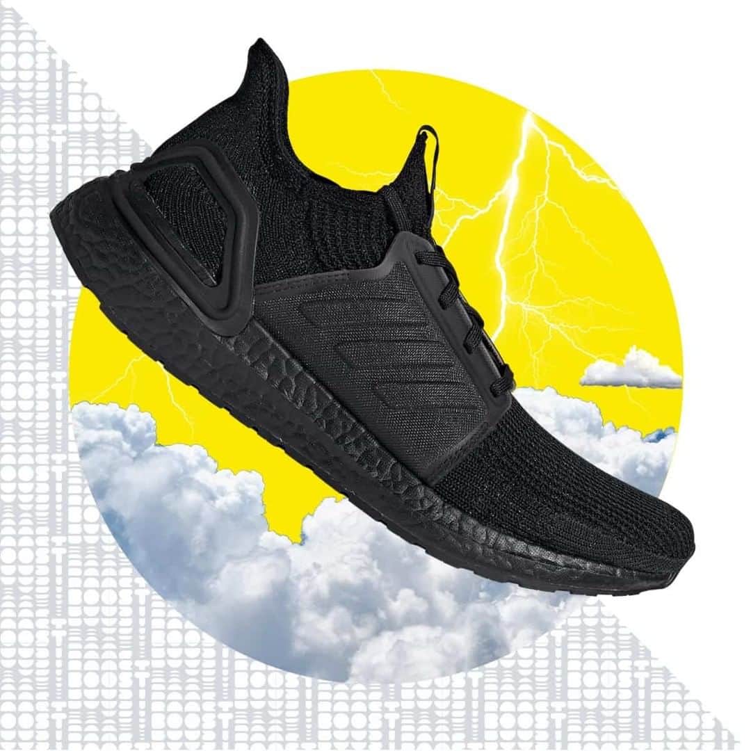 Foot Lockerさんのインスタグラム写真 - (Foot LockerInstagram)「Feel The Boost. #adidas Ultraboost 19 'Triple Black' Launching 7/18, In-Store and Online」7月18日 9時35分 - footlocker