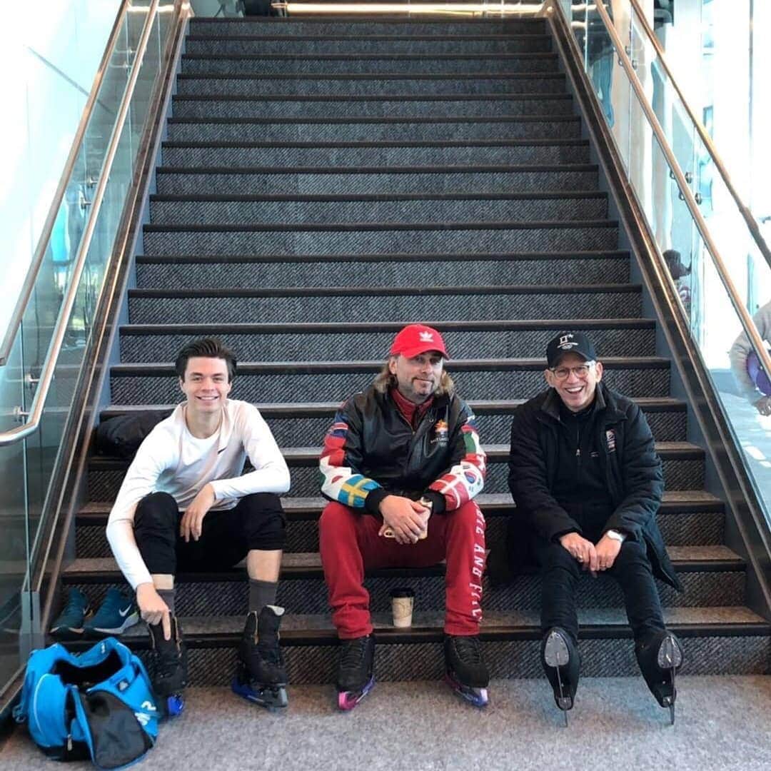 ヤロスラフ・パニオットのインスタグラム：「#team」