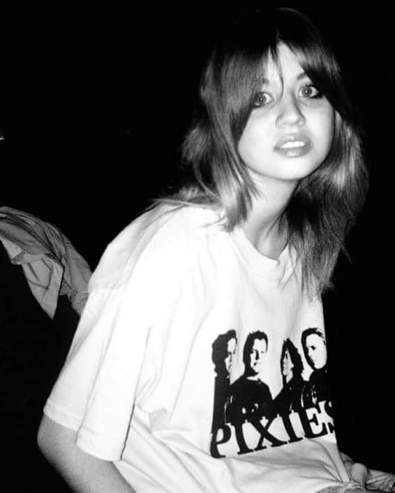 アリソン・ハーバードのインスタグラム：「14 years ago lol @pixiesofficial」