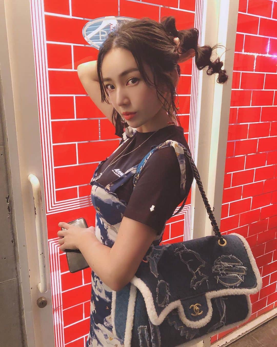 megbabyのインスタグラム：「きのうは初LINEライブ見てくれたみんなありがとう🧸❤️たのしかった🤣PHクリームについてのコメントが1番多くてたくさん話せたからよかった🥺💕 おススメ使用量、使い方の順番、日本と韓国との美容の違いの話など色々話したの☺️ またリクエストあればライブやります🧸」