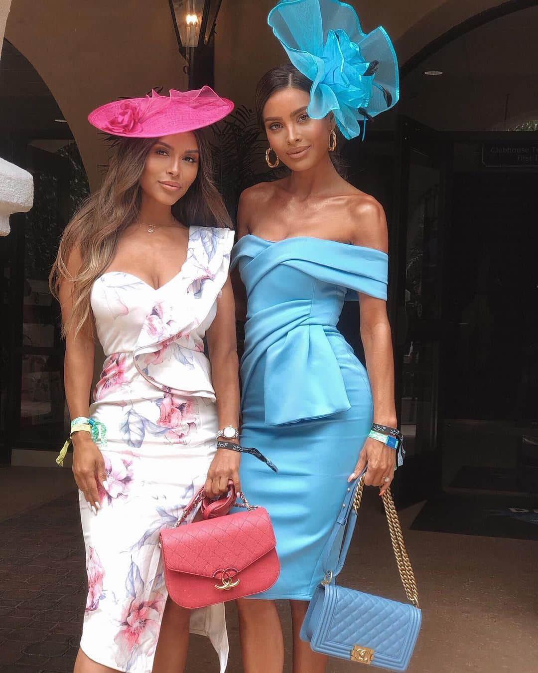 サラ・ステージさんのインスタグラム写真 - (サラ・ステージInstagram)「🐎👒Del Mar horse races with my bestie」7月18日 12時07分 - sarahstage