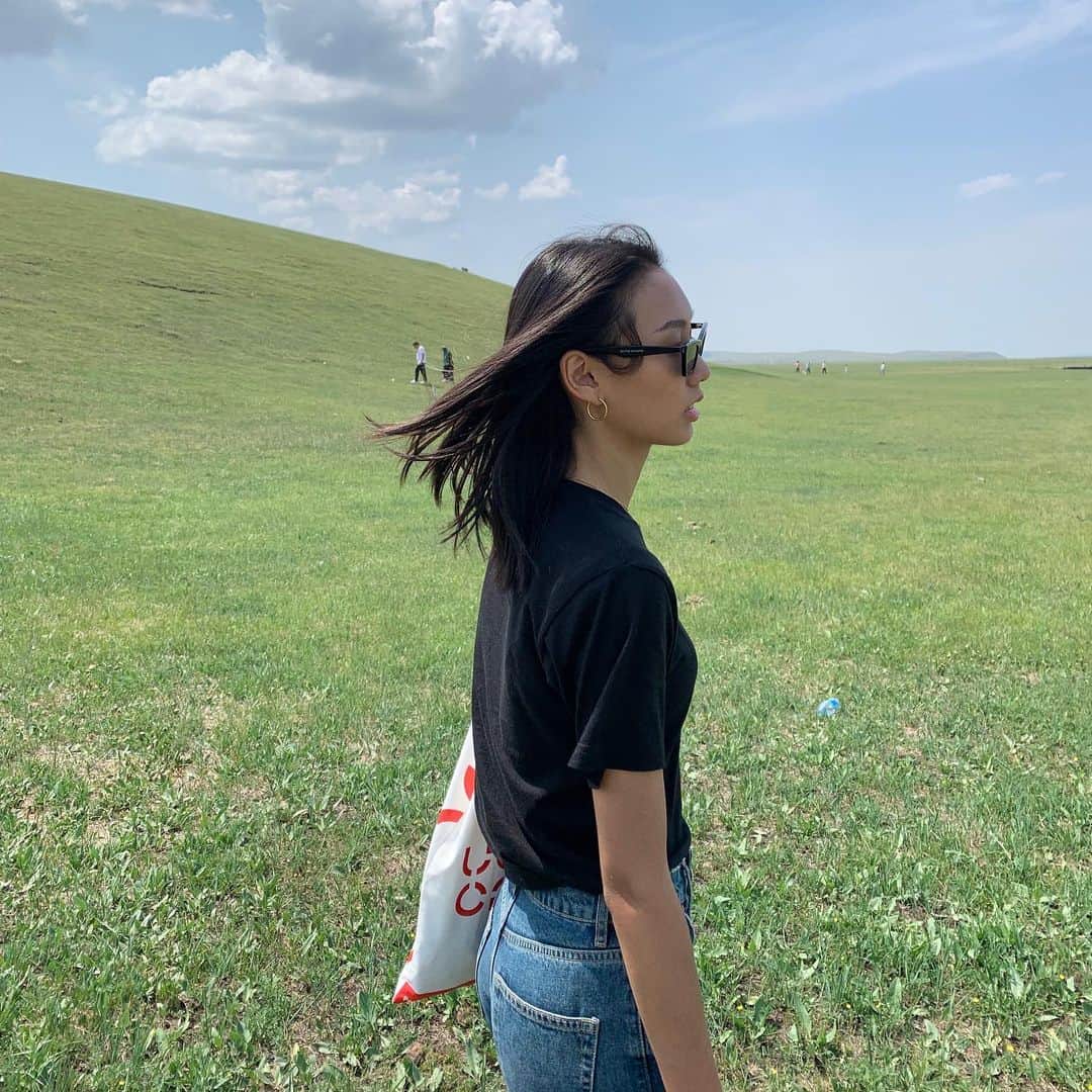 lixibei_iceのインスタグラム：「💚☁️」